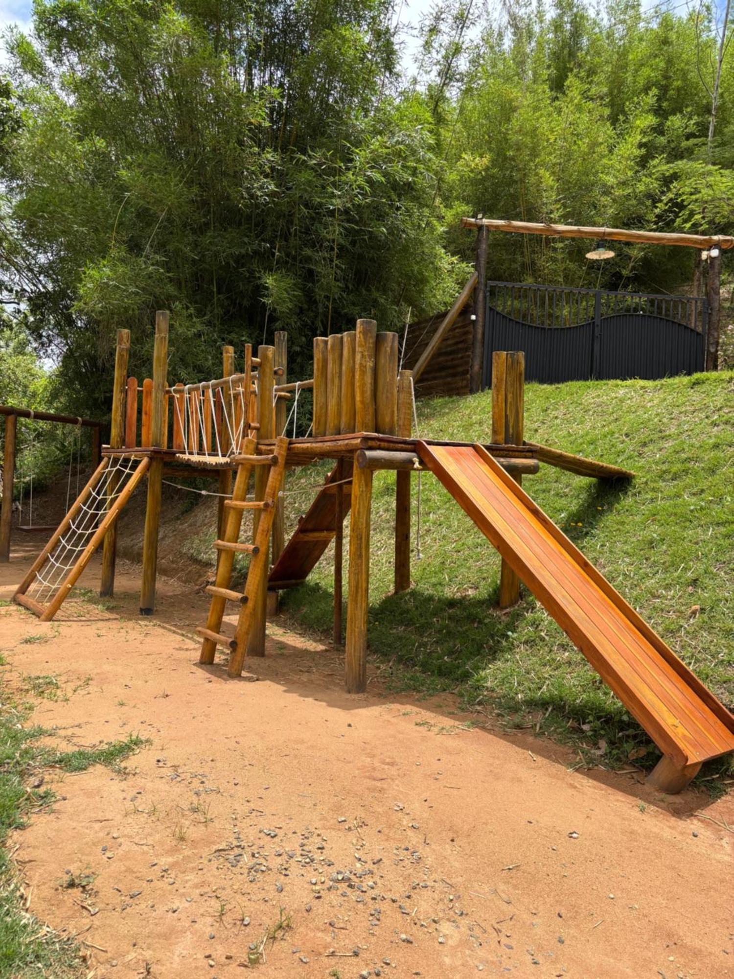 Casa Di Pedra Com Linda Vista Para Natureza - Miguel Pereira Buitenkant foto